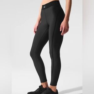 ALO Yoga Black Air-Lift High-Waisted 7/8 Leggings